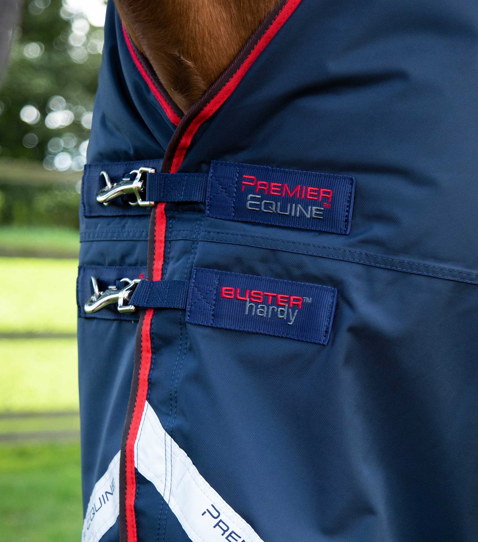 Buster Hardy 200g Half Neck Turnout Rug Navy - Various Sizes - Image 3
